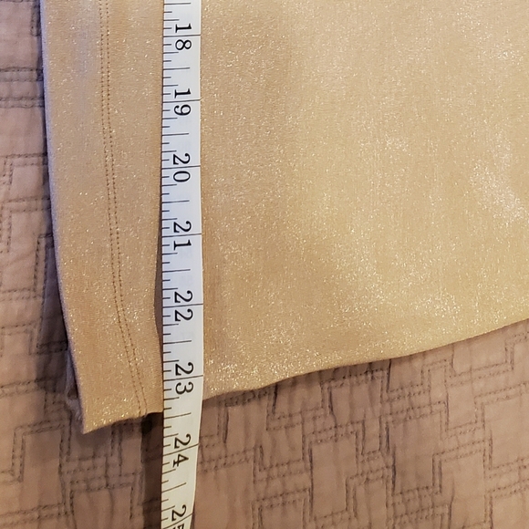 Kate Hill Gold Metalic Tank - Picture 5 of 7